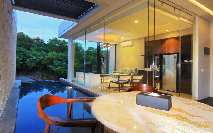 The Sterling Uluwatu
