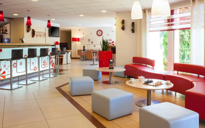 Ibis Jouy-en-Josas Vélizy
