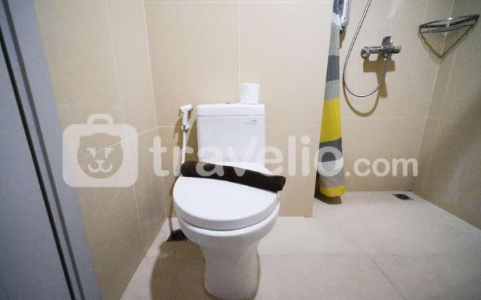 Good 1BR at Grand Sungkono Lagoon Apt By Travelio