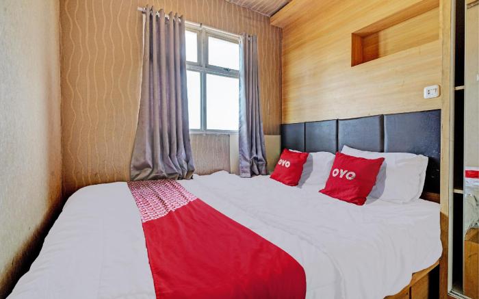 OYO 93439 The Suites Metro Apartment By Interindo