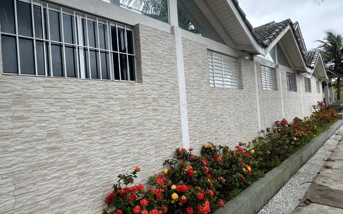 Surfside Suites