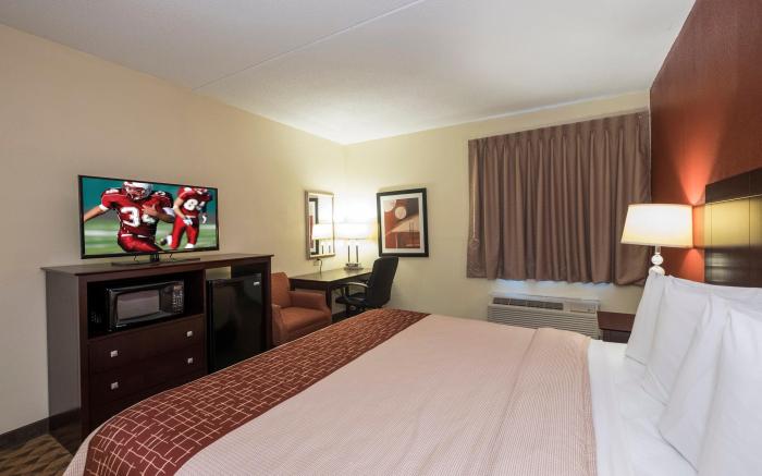 Red Roof Inn & Suites Cincinnati North - Mason