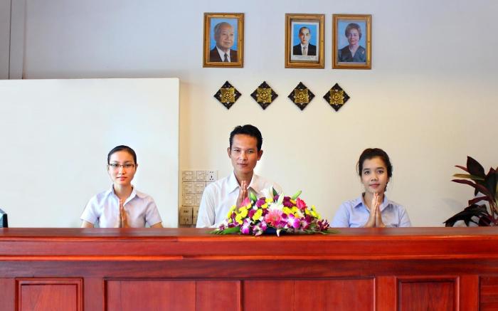 Parent Heritage Angkor Villa