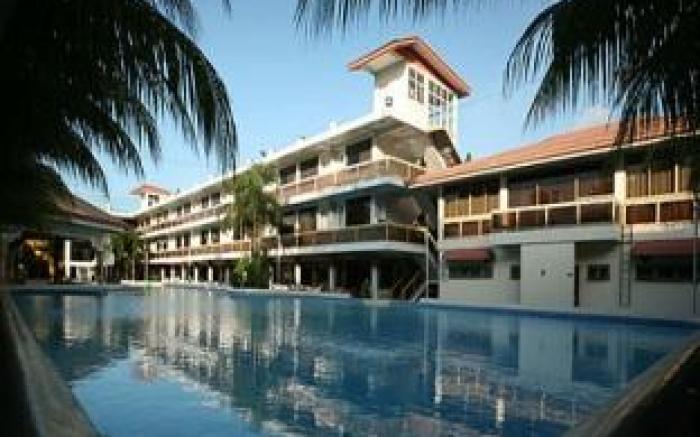 Splash Oasis Resort & Hotel