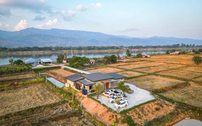 Boonjumnong Pool Villa บุญจำนงค์ พูลวิลล่า บึงกาฬ
