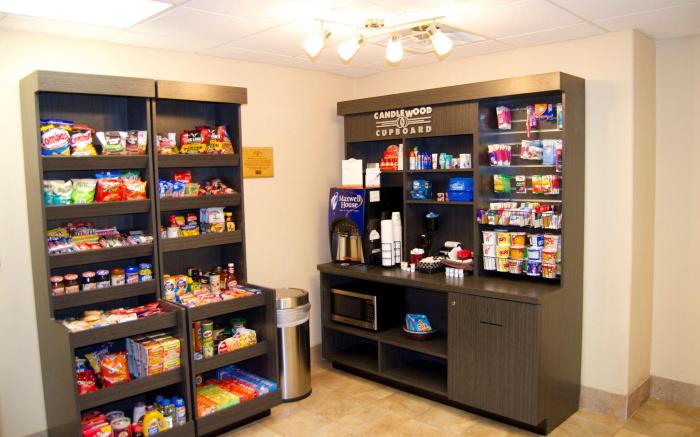 Candlewood Victoria By IHG