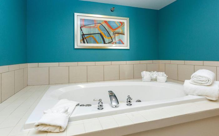 Fairfield by Marriott Inn & Suites Des Moines West