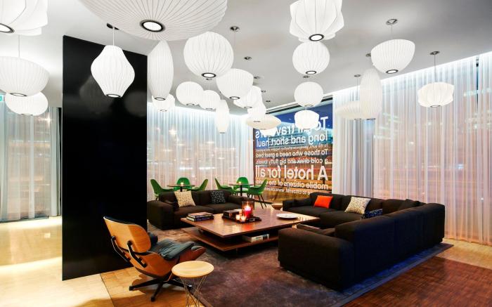 citizenM Schiphol Airport