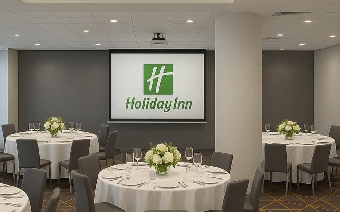 Holiday Inn & Suites Mississauga West / Meadowvale By IHG