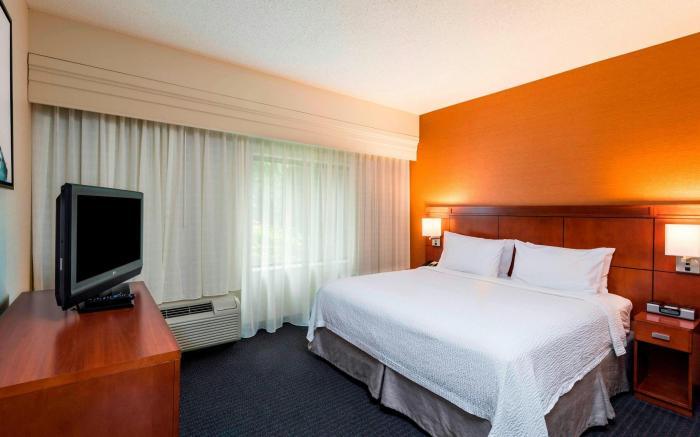 Courtyard by Marriott Atlanta Buford Mall of Georgia