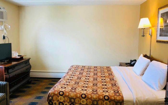 Red Carpet Inn Rochester