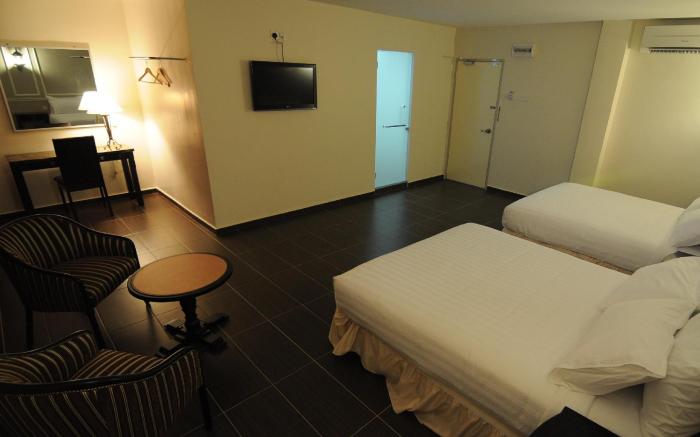 Luscious Hotel