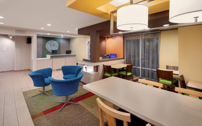 Fairfield Inn & Suites Austin-University Area
