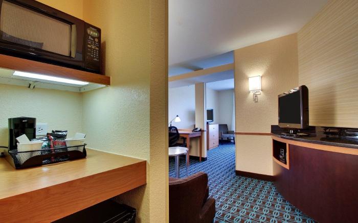 Fairfield by Marriott Inn & Suites Ottawa Starved Rock Area