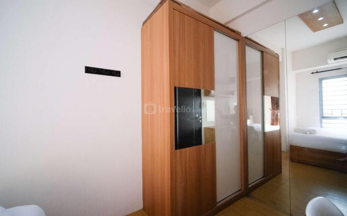 Clean Comfy 1BR Tamansari Prospero Apt By Travelio