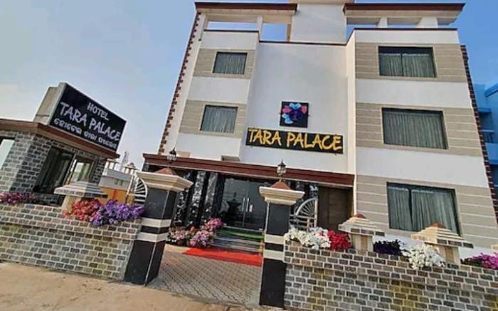 Hotel Tara Palace