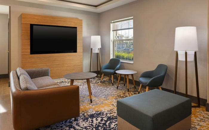 TownePlace Suites Ontario Airport