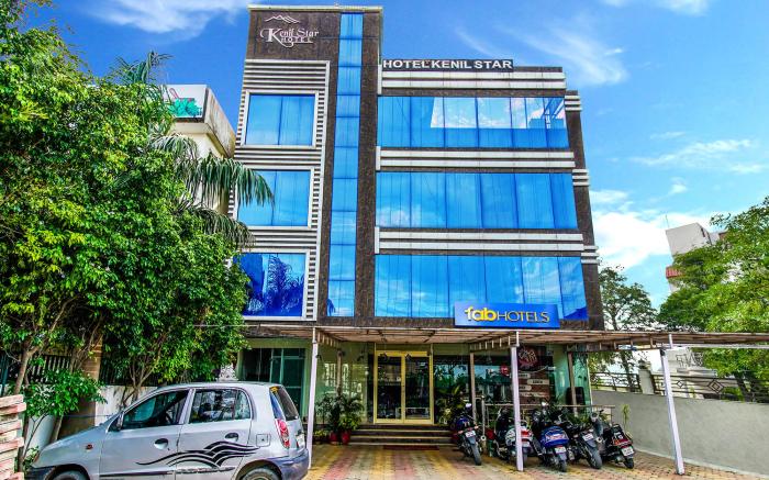FabHotel Kenil Star