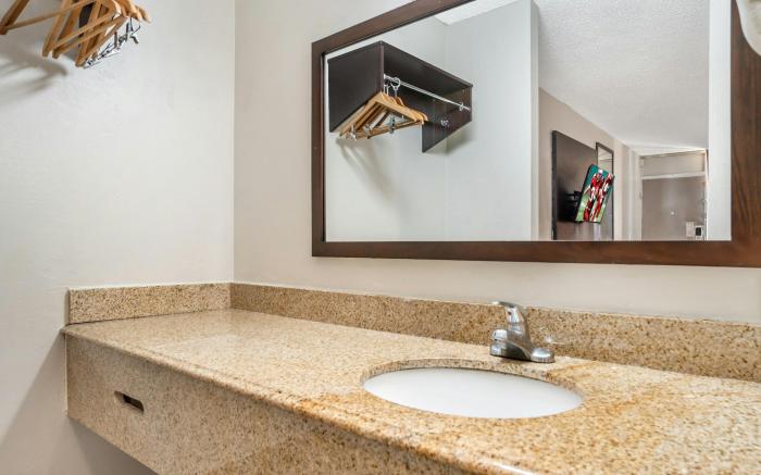 Red Roof Inn Montgomery - Midtown