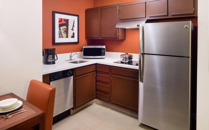 Residence Inn Las Vegas Hughes Center