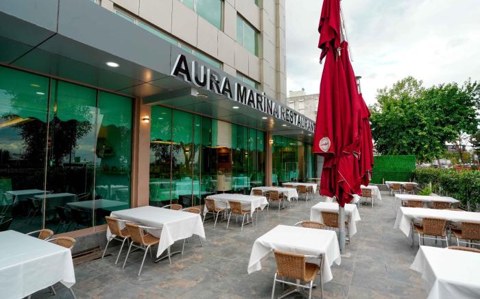 AURA MARINA HOTEL