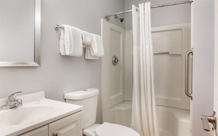 HomeTowne Studios Louisville