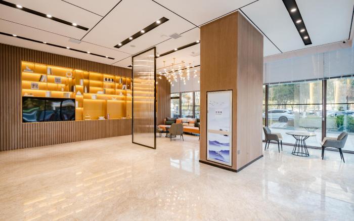 Starway Hotel Luoyang Municipal Government Baolong Plaza