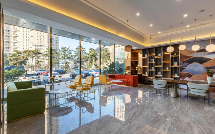 Orange Hotel Dalian Xinghai Square