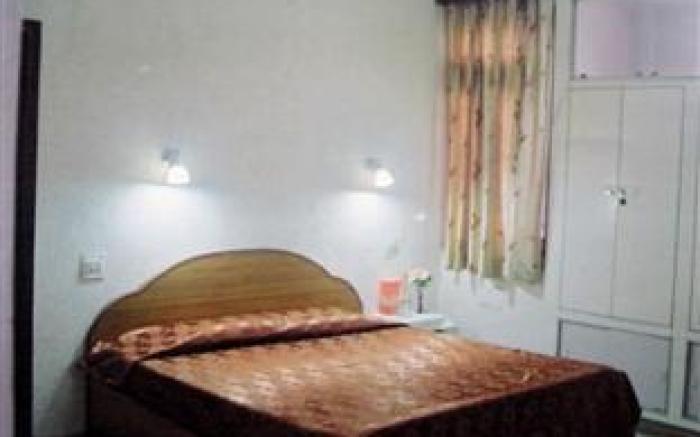 Hotel New Bakshi House