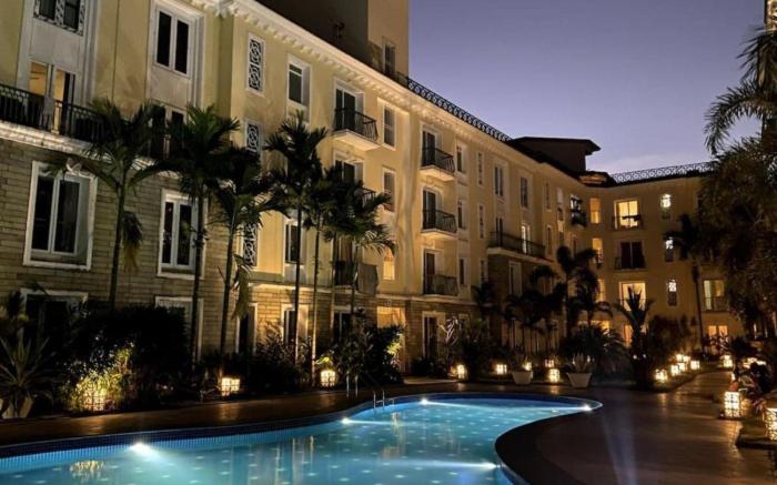 Pool Facing Luxury Stay Near BAGA Beach