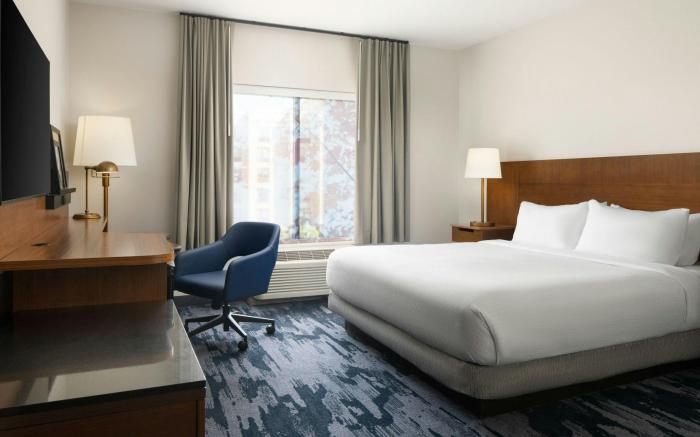 Fairfield by Marriott Inn & Suites Newark Liberty International Airport