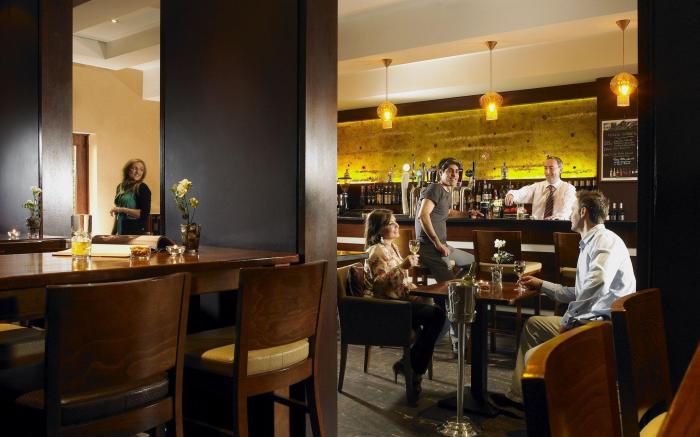 Camden Court Hotel