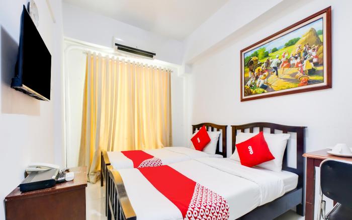 OYO 893 Dian Suites Makati