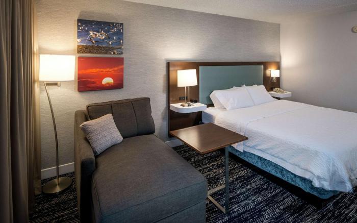 Hampton Inn Long Island Commack