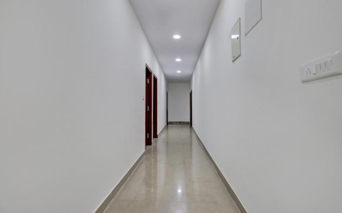 Hotel O Maruthi Paradise Netaji Udyanavana Park
