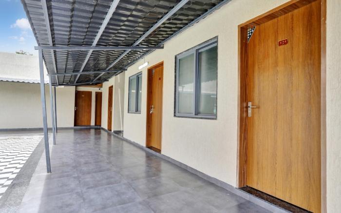 Hotel O Mint Leaf & Lodging