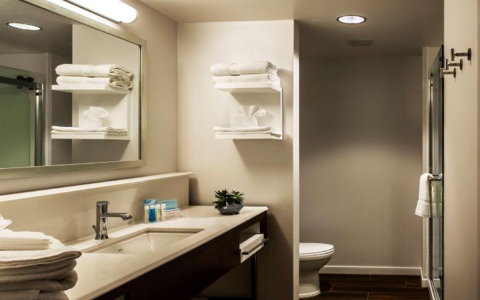 Hampton Inn & Suites Foxborough -Mansfield