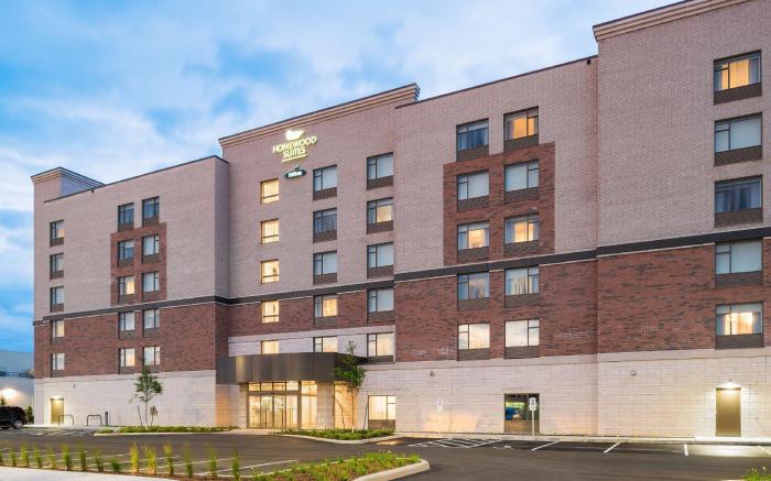 Homewood Suites by Hilton Ottawa Airport