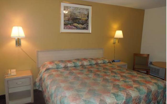Seneca Clipper Inn