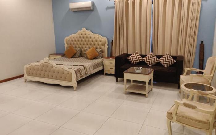 Comfy Inn Guest House 