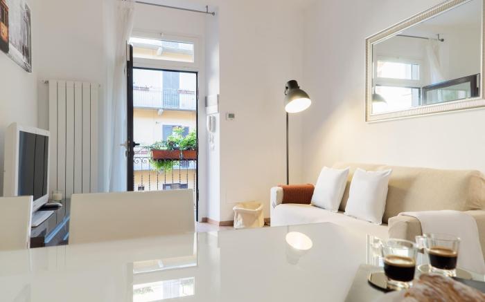 Charming Sempione Apartment