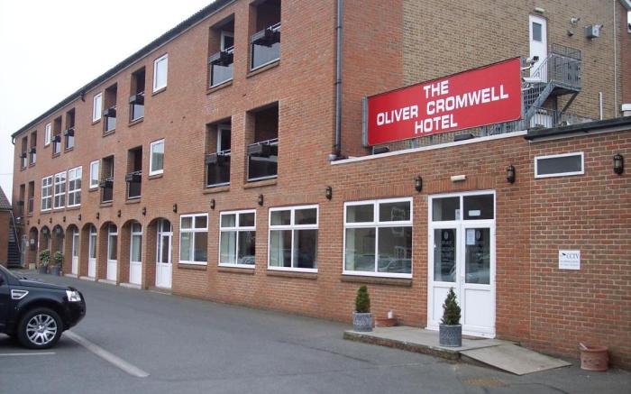 Oliver Cromwell Hotel
