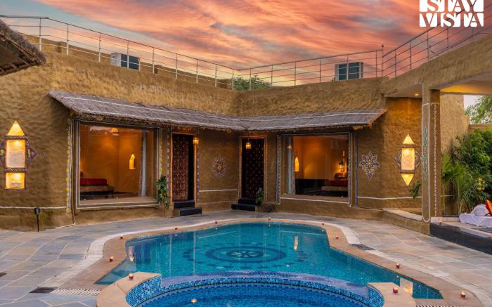 StayVista at Majestic Mud House