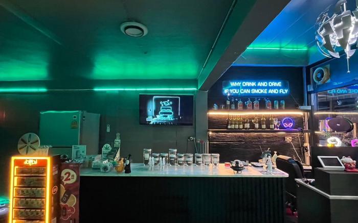 Doctor Alien Hostel