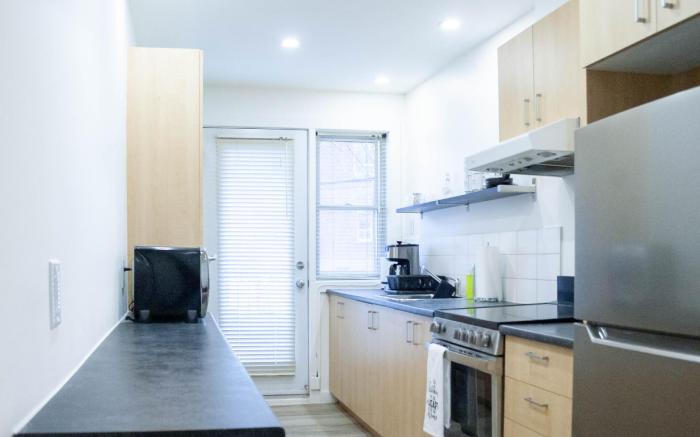 Superb 2 Beds in Plateau 10mins From Laurier Metro