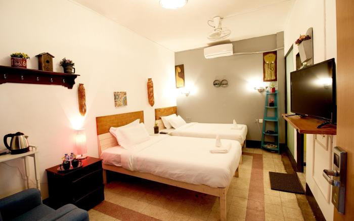 1M Hotel
