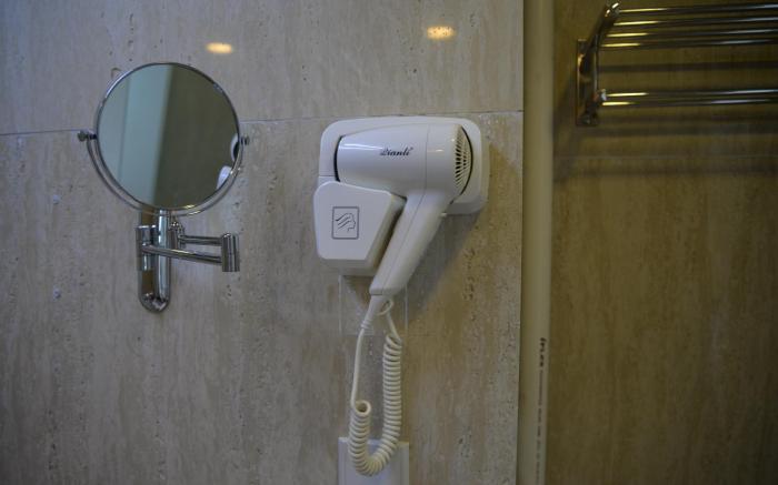 IW Hotel