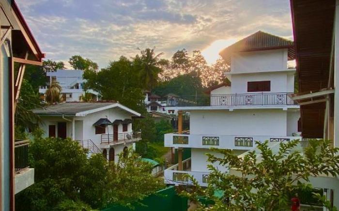 Nirosha Guest House