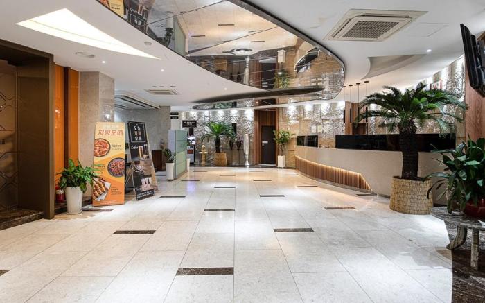 Incheon Hotel The One