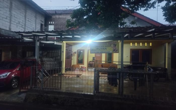 SPOT ON 93542 Suripah Kostel Syariah